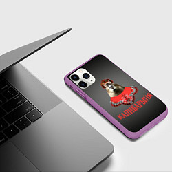 Чехол iPhone 11 Pro матовый Капибарыня в красном, цвет: 3D-фиолетовый — фото 2