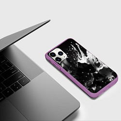 Чехол iPhone 11 Pro матовый Брызги красок - белая и черная, цвет: 3D-фиолетовый — фото 2