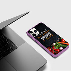 Чехол iPhone 11 Pro матовый Самая вкусноготовящая бабушка в мире, цвет: 3D-фиолетовый — фото 2