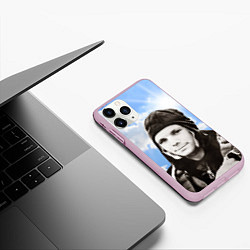 Чехол iPhone 11 Pro матовый Летчик космонавт Юра Гагарин, цвет: 3D-розовый — фото 2