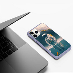 Чехол iPhone 11 Pro матовый Космонавт в воде на другой планете, цвет: 3D-светло-сиреневый — фото 2