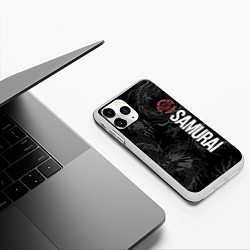 Чехол iPhone 11 Pro матовый Одинокий самурай и дракон, цвет: 3D-белый — фото 2