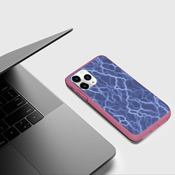 Чехол iPhone 11 Pro матовый Электрический разряд на голубом фоне, цвет: 3D-малиновый — фото 2