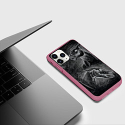 Чехол iPhone 11 Pro матовый Черепа коней - эскиз, цвет: 3D-малиновый — фото 2
