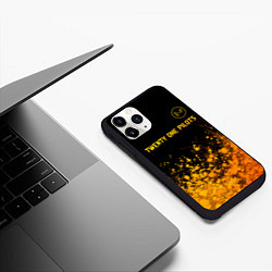 Чехол iPhone 11 Pro матовый Twenty One Pilots - gold gradient: символ сверху, цвет: 3D-черный — фото 2