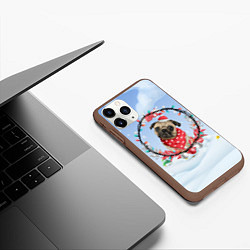 Чехол iPhone 11 Pro матовый Новогодний мопс, цвет: 3D-коричневый — фото 2