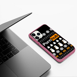 Чехол iPhone 11 Pro матовый Порнхаб - новогодний паттерн, цвет: 3D-малиновый — фото 2