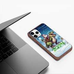 Чехол iPhone 11 Pro матовый Сана на драконе, цвет: 3D-коричневый — фото 2