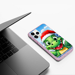 Чехол iPhone 11 Pro матовый Зеленый счастливый дракон новогодний, цвет: 3D-розовый — фото 2