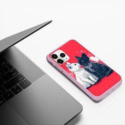Чехол iPhone 11 Pro матовый Белая и черная кошечка 14 февраля, цвет: 3D-розовый — фото 2