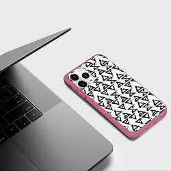 Чехол iPhone 11 Pro матовый Ведьмак паттерн згачки, цвет: 3D-малиновый — фото 2