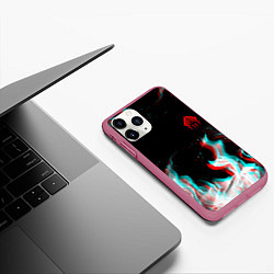 Чехол iPhone 11 Pro матовый Warframe огонь глитч, цвет: 3D-малиновый — фото 2