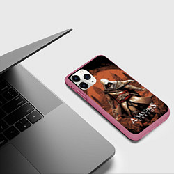 Чехол iPhone 11 Pro матовый Assassins creed город в песках, цвет: 3D-малиновый — фото 2