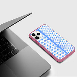 Чехол iPhone 11 Pro матовый Синие киберпанк ячейки на белом фоне, цвет: 3D-малиновый — фото 2