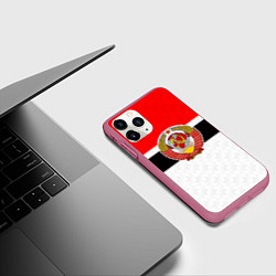 Чехол iPhone 11 Pro матовый Герб СССР - ретро цвета, цвет: 3D-малиновый — фото 2