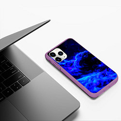 Чехол iPhone 11 Pro матовый Синий густой дым - inferno blue, цвет: 3D-фиолетовый — фото 2