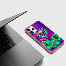 Чехол iPhone 11 Pro матовый Модная сова на фиолетовом, цвет: 3D-малиновый — фото 2