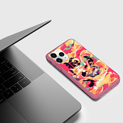 Чехол iPhone 11 Pro матовый The cat eats noodles, цвет: 3D-малиновый — фото 2