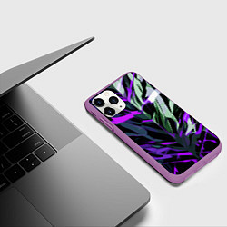 Чехол iPhone 11 Pro матовый Хаотичная чёрно-фиолетово абстракция, цвет: 3D-фиолетовый — фото 2