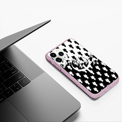 Чехол iPhone 11 Pro матовый Quake pattern men, цвет: 3D-розовый — фото 2