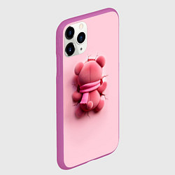 Чехол iPhone 11 Pro матовый Розовый плюшевый мишка со спины в разломе стены, цвет: 3D-фиолетовый — фото 2
