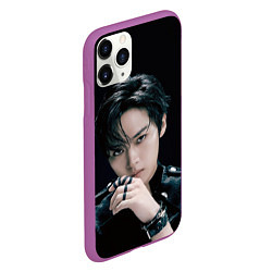 Чехол iPhone 11 Pro матовый Stray Kids Lee Know Giant concept, цвет: 3D-фиолетовый — фото 2