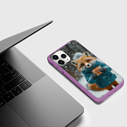 Чехол iPhone 11 Pro матовый Лисица держит подарок, цвет: 3D-фиолетовый — фото 2