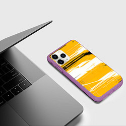 Чехол iPhone 11 Pro матовый Горизонтальные чёрно-белые линии на жёлтом фоне, цвет: 3D-фиолетовый — фото 2