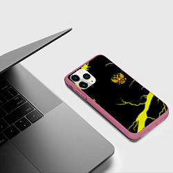 Чехол iPhone 11 Pro матовый Россия шторм герб, цвет: 3D-малиновый — фото 2