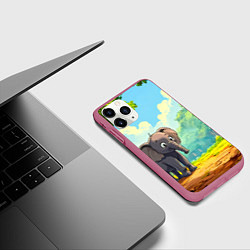 Чехол iPhone 11 Pro матовый Слоненок в лесу, цвет: 3D-малиновый — фото 2