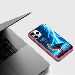 Чехол iPhone 11 Pro матовый Гусь и разряд молнии, цвет: 3D-малиновый — фото 2