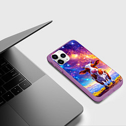 Чехол iPhone 11 Pro матовый Коровка и звездное небо, цвет: 3D-фиолетовый — фото 2