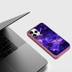 Чехол iPhone 11 Pro матовый Фиолетовая разбитая текстура, цвет: 3D-малиновый — фото 2