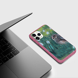 Чехол iPhone 11 Pro матовый Сова среди подснежников, цвет: 3D-малиновый — фото 2