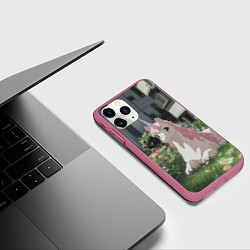 Чехол iPhone 11 Pro матовый Единорог в городе, цвет: 3D-малиновый — фото 2