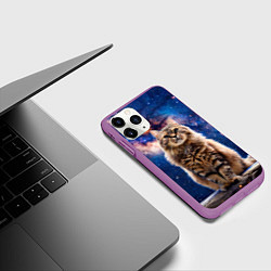 Чехол iPhone 11 Pro матовый Сибирская кошка в космосе, цвет: 3D-фиолетовый — фото 2