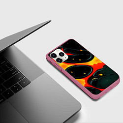 Чехол iPhone 11 Pro матовый Оранжевые разломы текстура, цвет: 3D-малиновый — фото 2