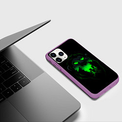 Чехол iPhone 11 Pro матовый Шрам Король лев - крупно, цвет: 3D-фиолетовый — фото 2