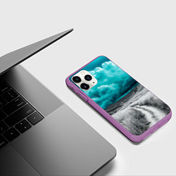 Чехол iPhone 11 Pro матовый Монохромное поле и сине-зеленое небо - природный п, цвет: 3D-фиолетовый — фото 2