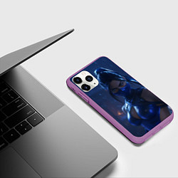 Чехол iPhone 11 Pro матовый Китана под дождем, цвет: 3D-фиолетовый — фото 2