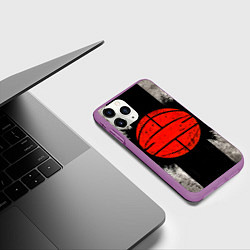 Чехол iPhone 11 Pro матовый Стритбольный мяч в чб, цвет: 3D-фиолетовый — фото 2