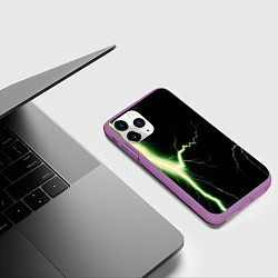 Чехол iPhone 11 Pro матовый Lightning yellow текстура, цвет: 3D-фиолетовый — фото 2