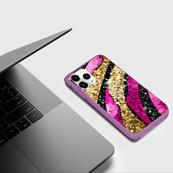 Чехол iPhone 11 Pro матовый Розовые и золотые полосы - текстура, цвет: 3D-фиолетовый — фото 2