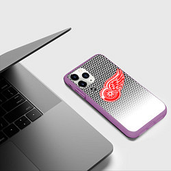 Чехол iPhone 11 Pro матовый Детройт Ред Уингз - геометрический градиент, цвет: 3D-фиолетовый — фото 2