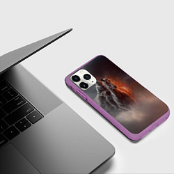 Чехол iPhone 11 Pro матовый Всадник на лошади из тумана, цвет: 3D-фиолетовый — фото 2