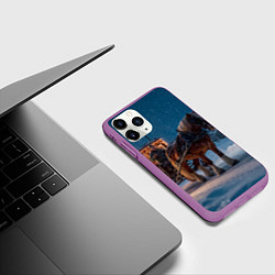 Чехол iPhone 11 Pro матовый Новогодняя лошадка с повозкой, цвет: 3D-фиолетовый — фото 2