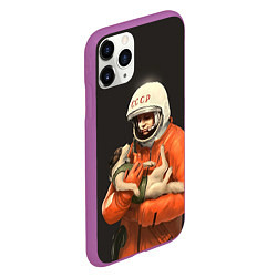 Чехол iPhone 11 Pro матовый Гагарин с лайкой, цвет: 3D-фиолетовый — фото 2