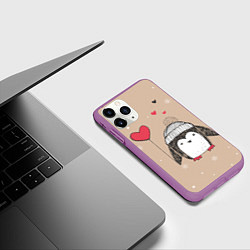 Чехол iPhone 11 Pro матовый Пингвин с шариком, цвет: 3D-фиолетовый — фото 2