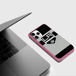 Чехол iPhone 11 Pro матовый Los Angeles Kings, цвет: 3D-малиновый — фото 2