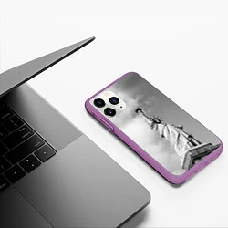 Чехол iPhone 11 Pro матовый Статуя Свободы, цвет: 3D-фиолетовый — фото 2